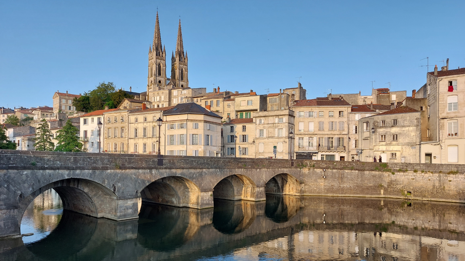 Niort et l’intelligence artificielle : un nouvel écosystème en plein essor
